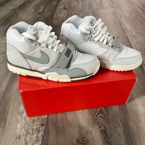 Men’s Nike Air Trainer 1